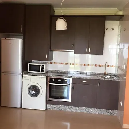 شقة Urbanizacion Las Catedrales 2c *